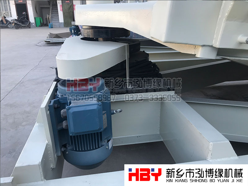 平面回轉(zhuǎn)式篩粉機 平面回轉(zhuǎn)式篩粉機